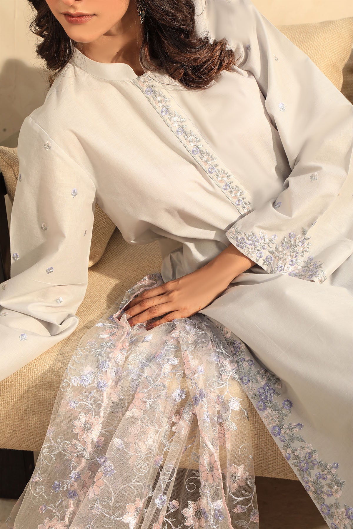 Elegant - 3 piece Unstitched Embroidered Lawn Suit